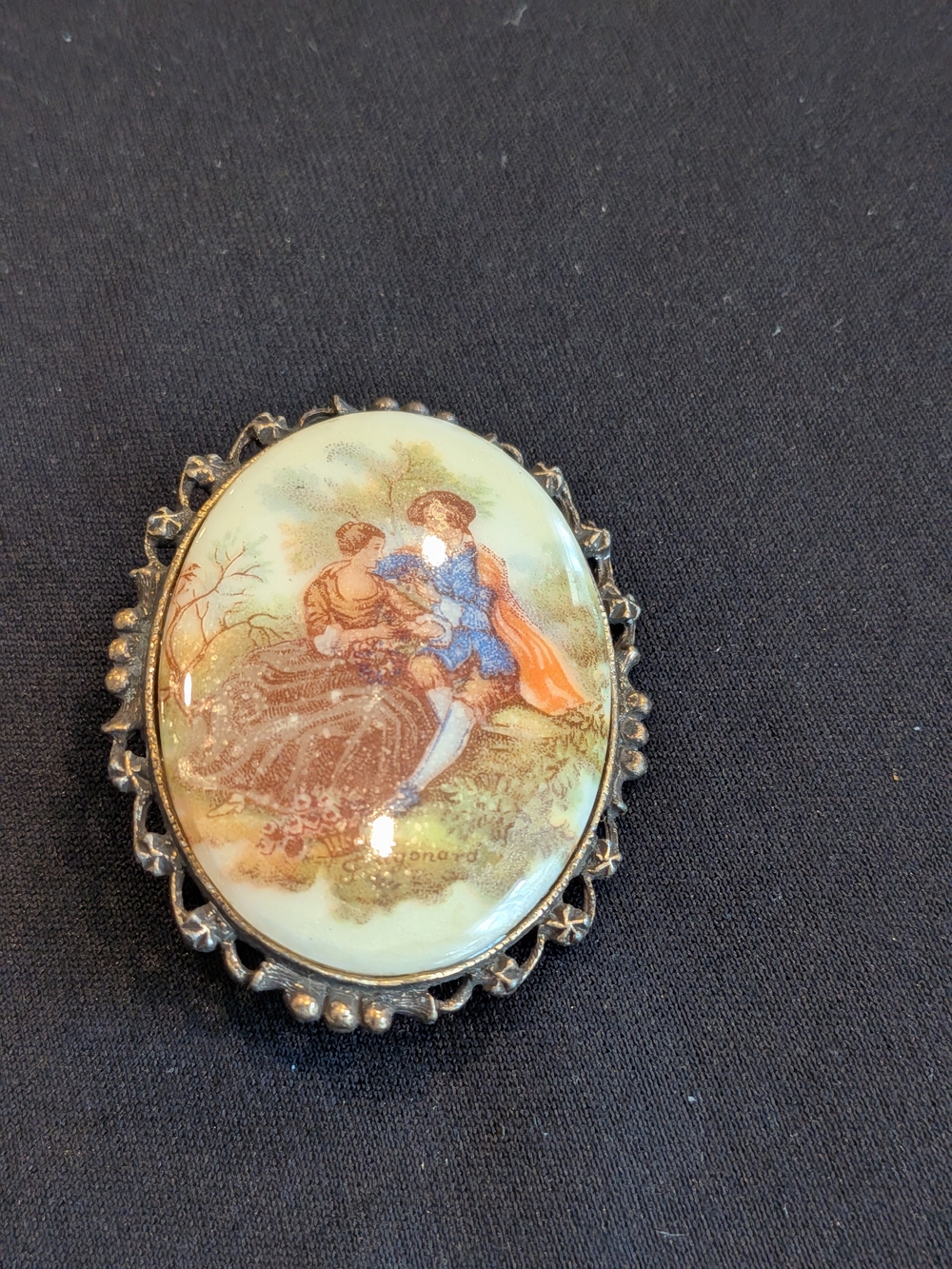 Vintage 2007s Victorian Couple Porcelain Cameo Brooch - Multicolor